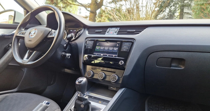 Skoda Octavia cena 54900 przebieg: 139000, rok produkcji 2020 z Lublin małe 277